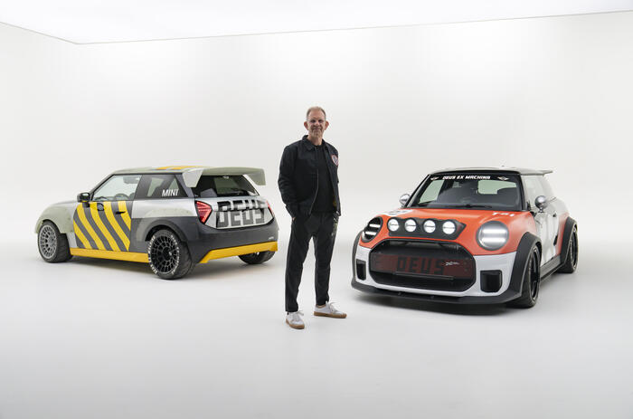 P90614131 highRes mini john cooper wor