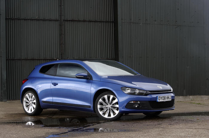 scirroco 2008 741 1600x1067 f2d1d1da bc33 4a18 89a0 6fe2dc0bc1de (1)