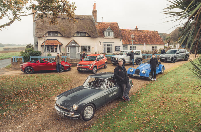 Autocar staffers
