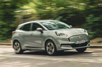 Ford Puma E review 2025 01 panning