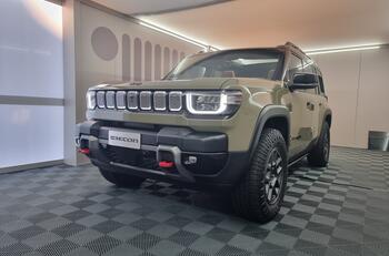 Jeep Recon front 3:4