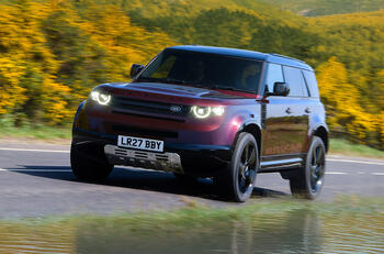 Land Rover Defender Sport render 2026