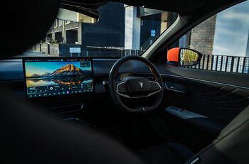An interior shot of the Changan Deepal S07 show the infotainment screen and dash area