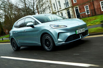 MG4 Urban review 001