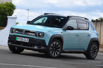 Renaultt 4 review 2025 001