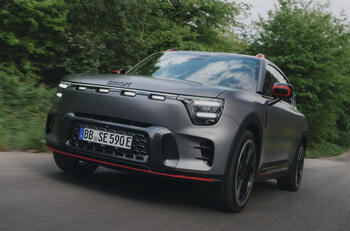 Smart #5 Brabus in Portugal   tracking shot, hero
