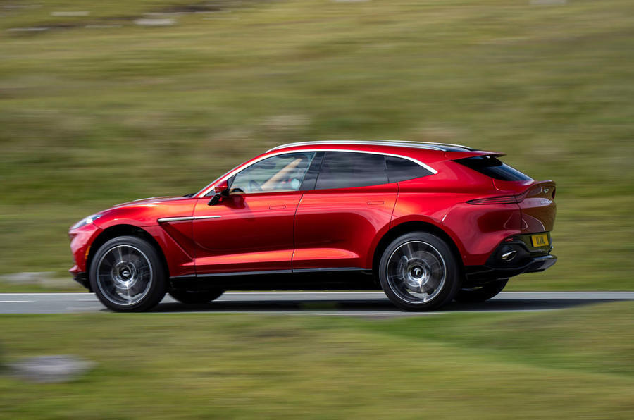 1 Aston martin dbx 2020 uk fd hero side