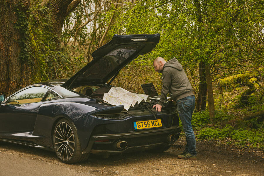 10 Mclaren gt static rear