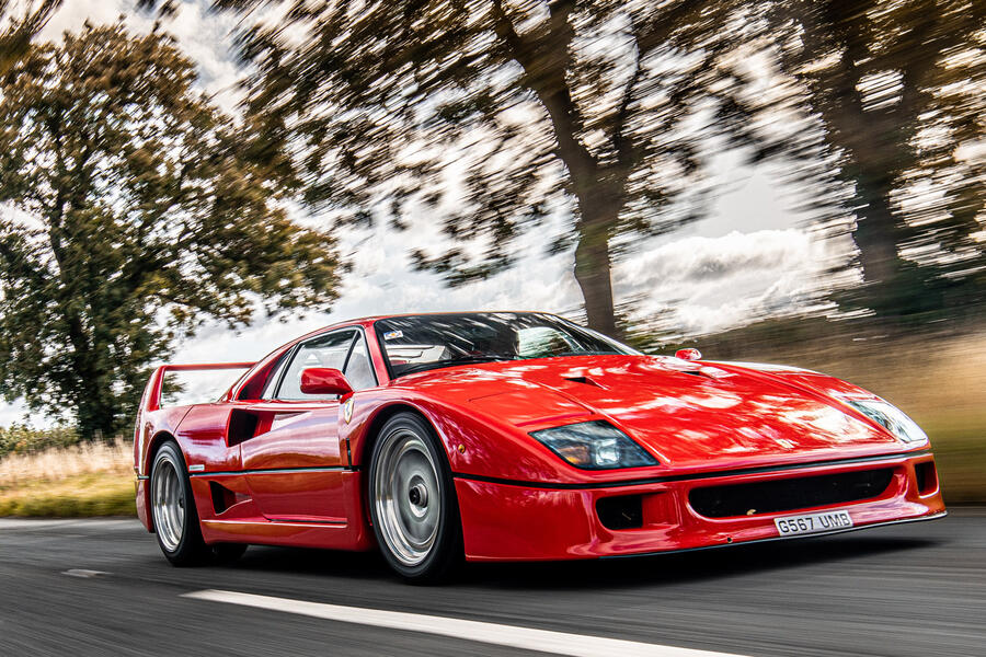 100 Ferrari f40 tracking front