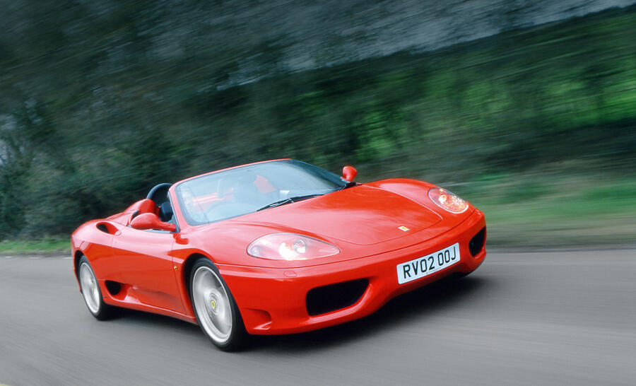 11 Ferrari 360 tracking front