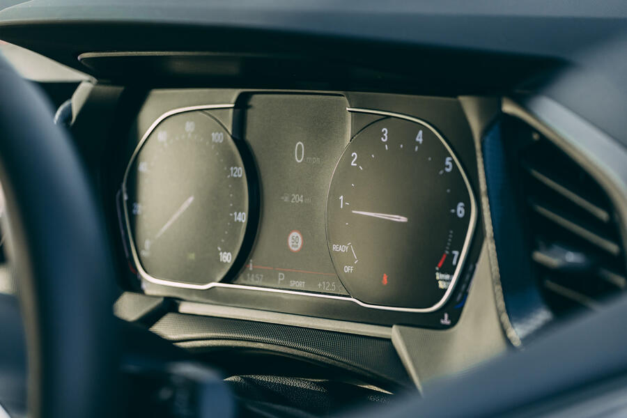 12 Bmw 128ti 2021 lt hero instruments