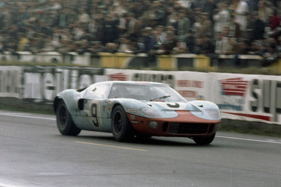 12 Ford gt40