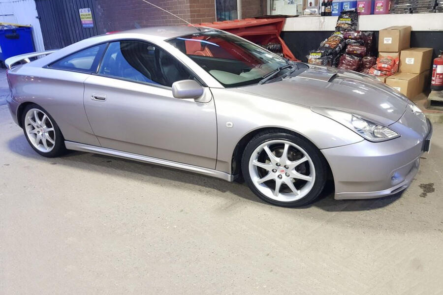 12 Toyota celica t sport