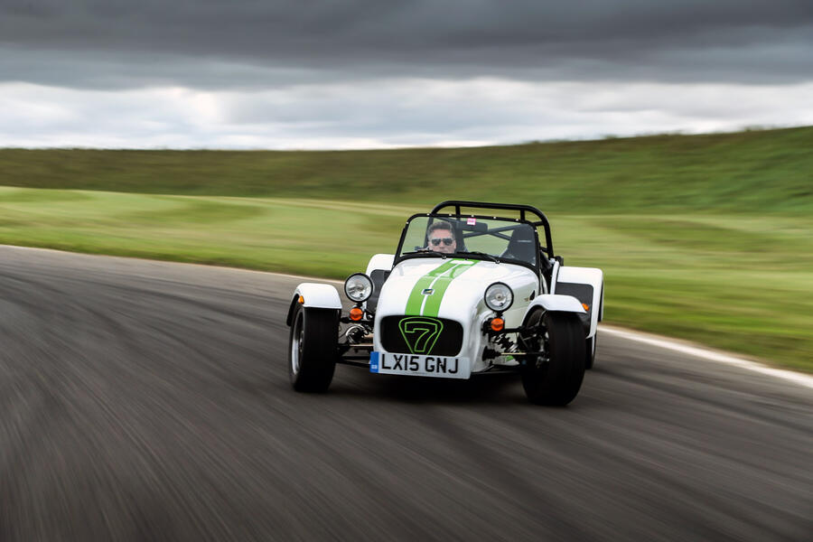 13 Caterham seven tracking front