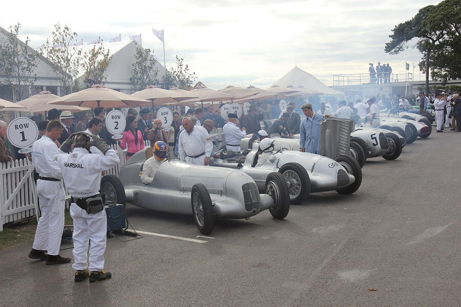 15 Retro cars
