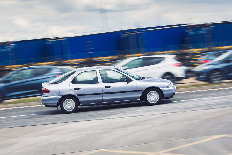 16 Mondeo vs mondeo 2021 7