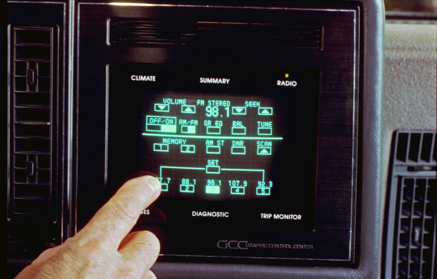 17 Buick touchscreen