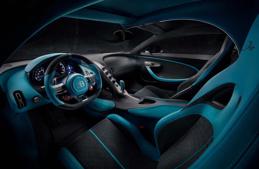 17 Bugatti divo driver web