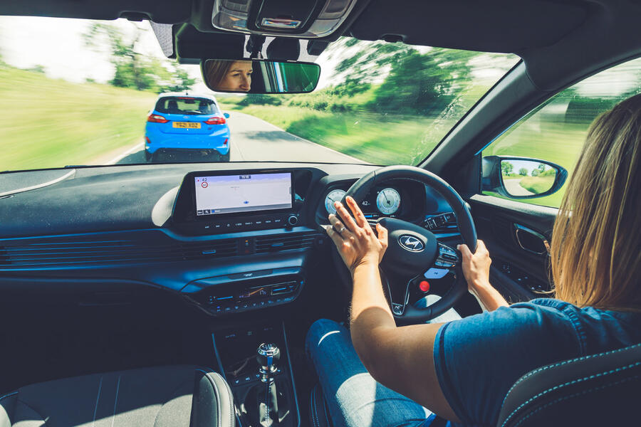 18 Hyundai i20n fd 28