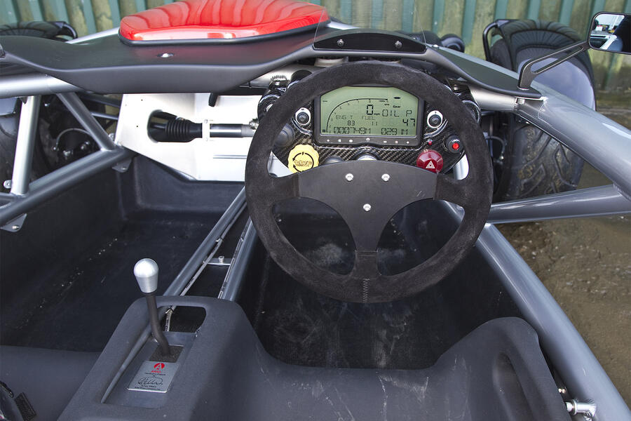 19 Ariel atom interior