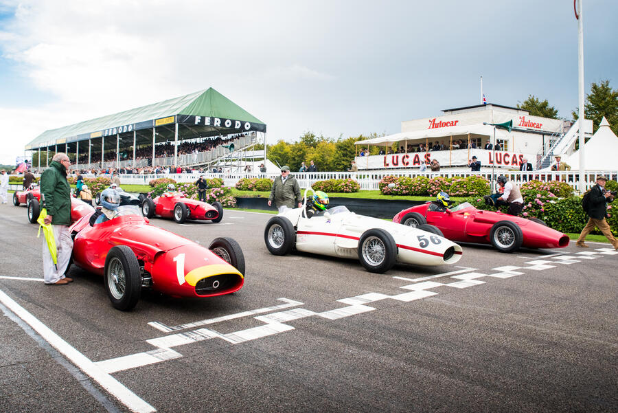 19 Classic cars on line