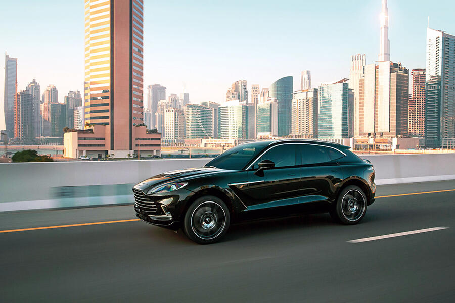 2 Aston martin dbx 2019 hero side