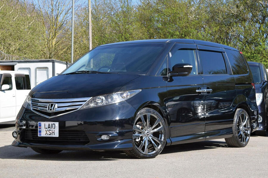 2 Honda elysion static front