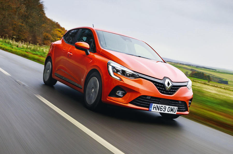 2 Renault clio 2019 tracking front