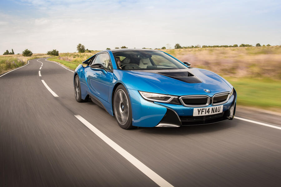 21 Bmw i8 front