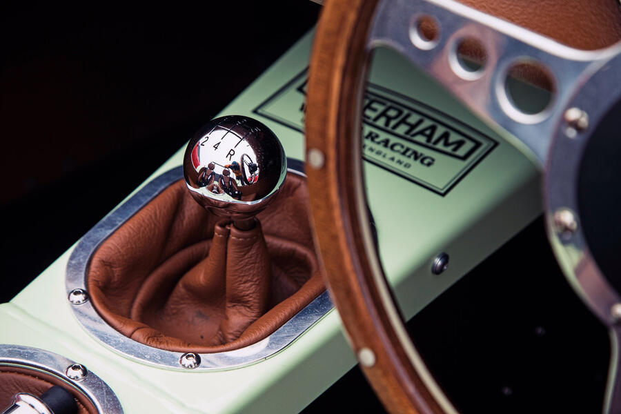 21 Caterham seven interior