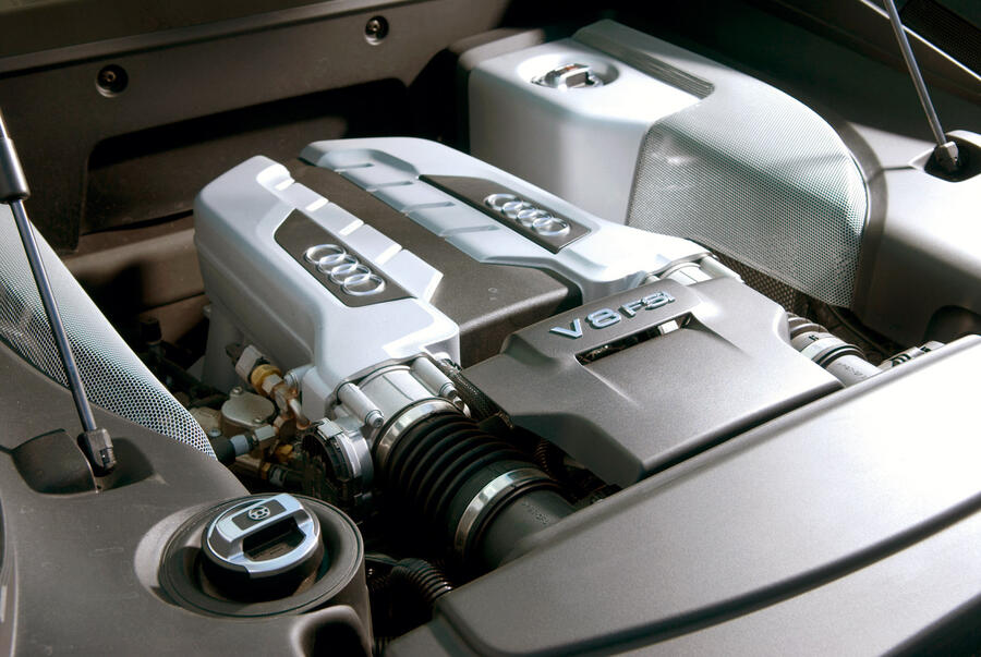 21 Audi r8 2008 engine 0