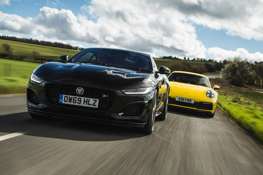 23 Jaguar f type vs porsche 911