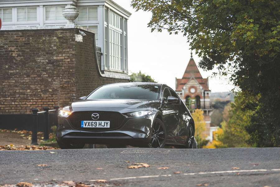 24 Mazda 3 2019 lt junction