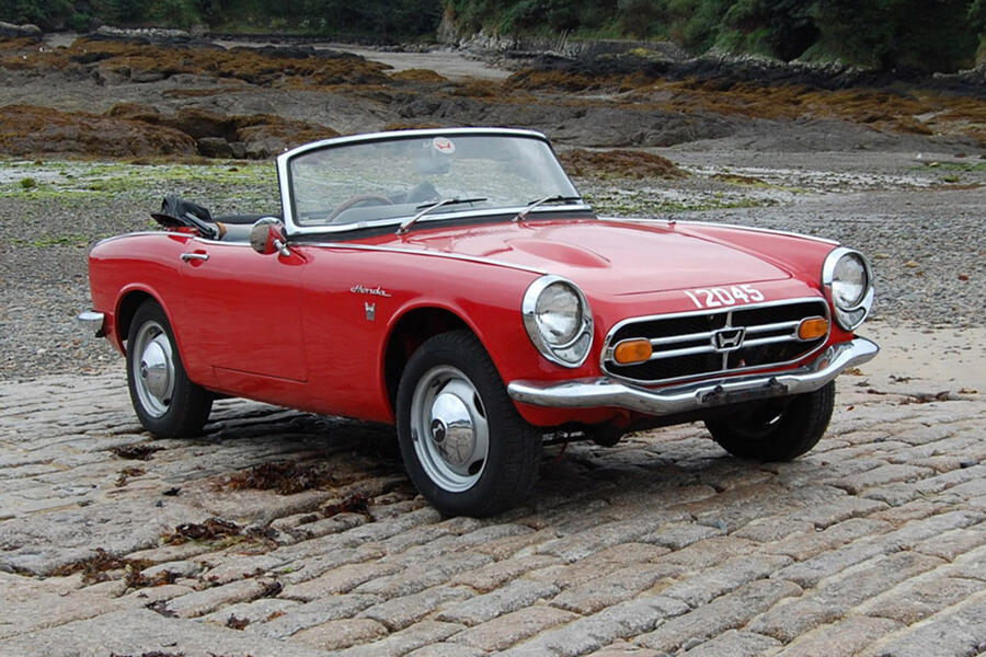 25 Honda s800 static front