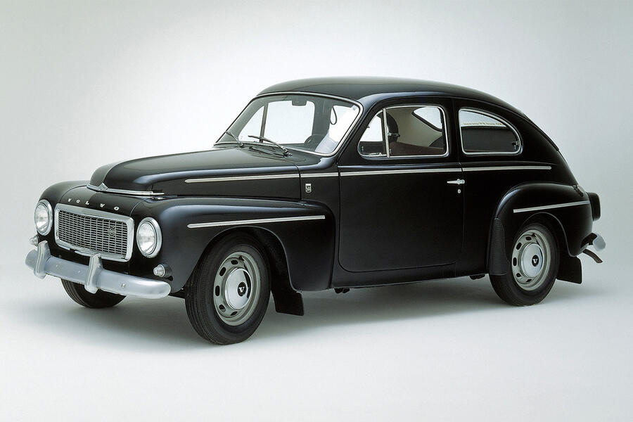 26 Volvo pv544