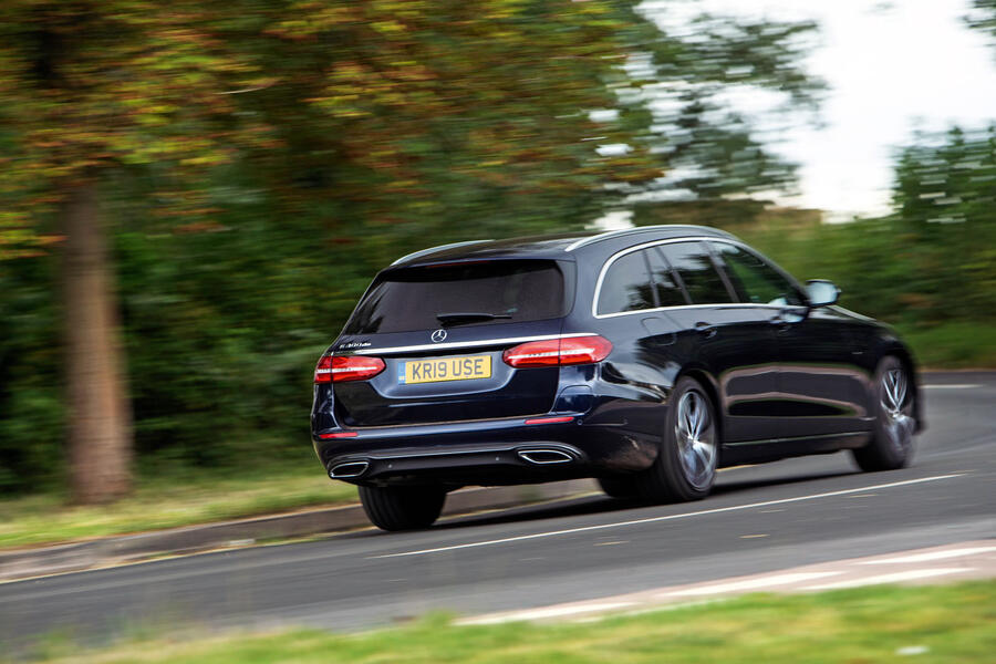 3 Mercedes e300de 2019 lt hero rear