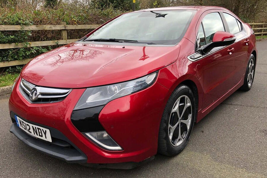 3 Vauxhall ampera 2012 static front
