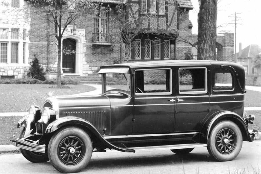 35 Chrysler richmond static side