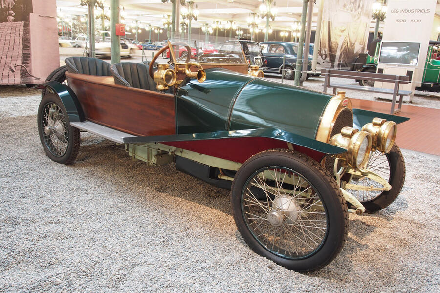 39 Bugatti type 17 static front