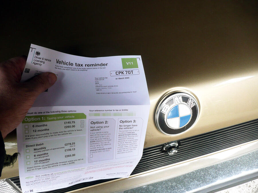 4 Bmw 320 tax reminder