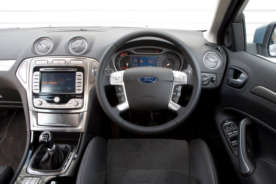 4 Ford mondeo 2007 interior