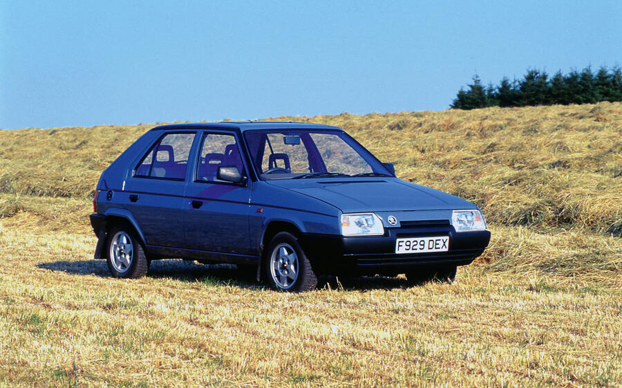 4 Skoda favorit static front