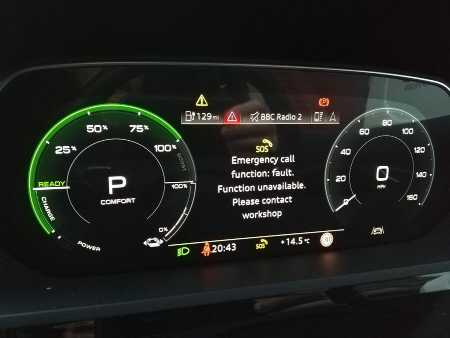 40 Audi e tron 2019 lt error 1