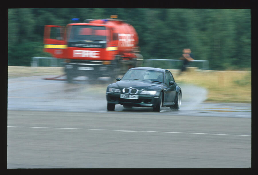 4 Ac2000sidewayslh 5