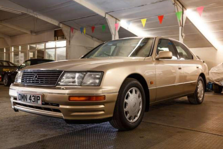 4 Lexus ls400