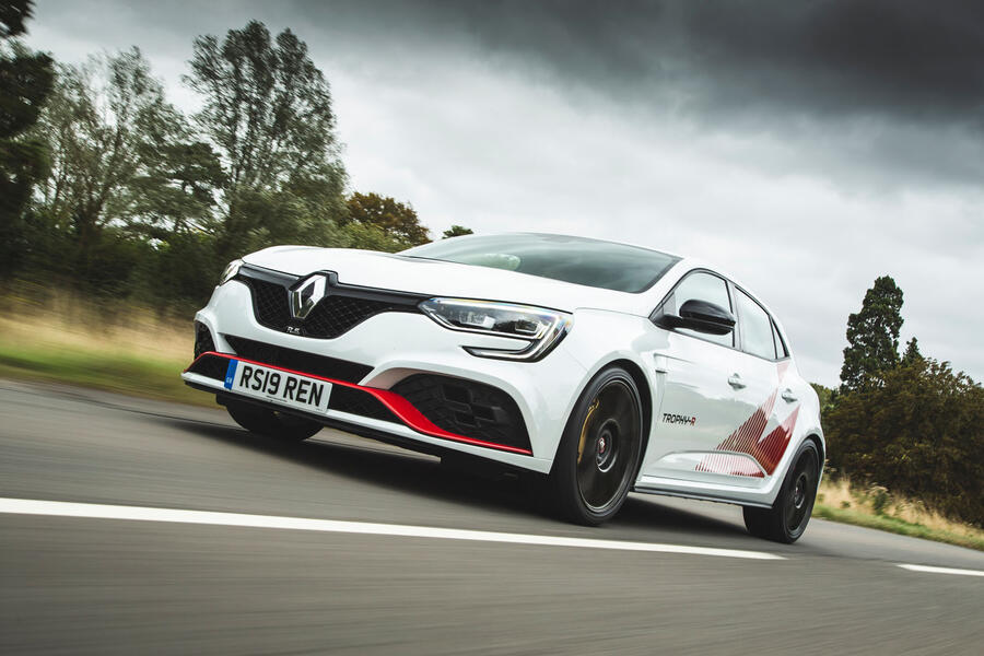 56 Renaultsport history megane rs 300 trophy r