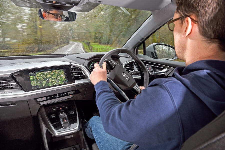 6 Audi q4 etron sportback lt mt driving