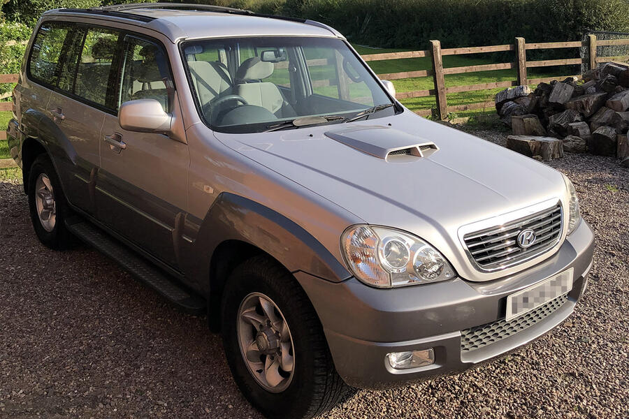 6 Hyundai terracan front