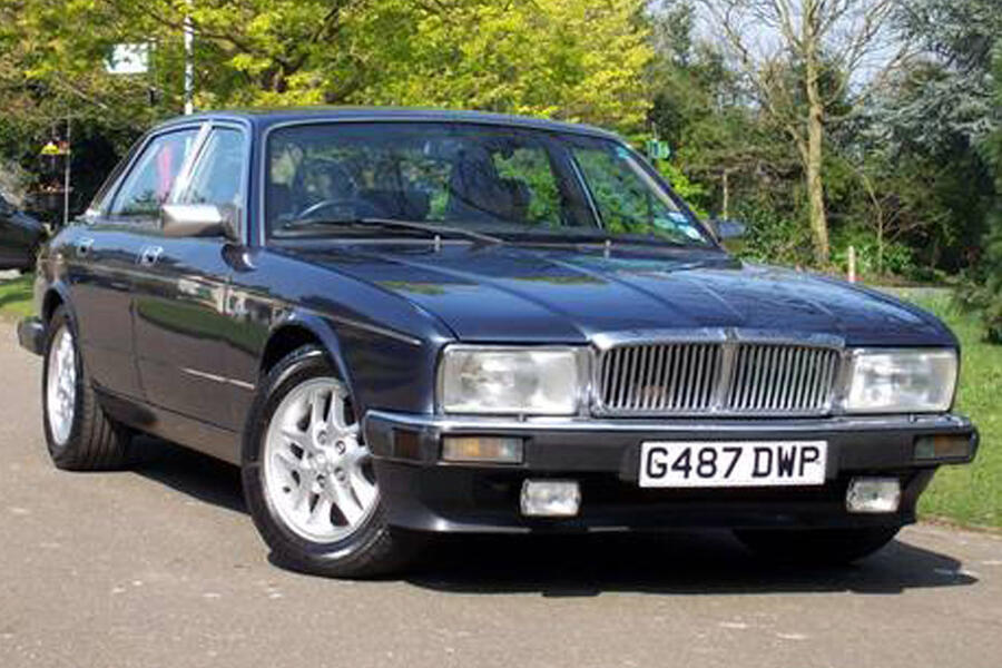 6 Jaguar xj40