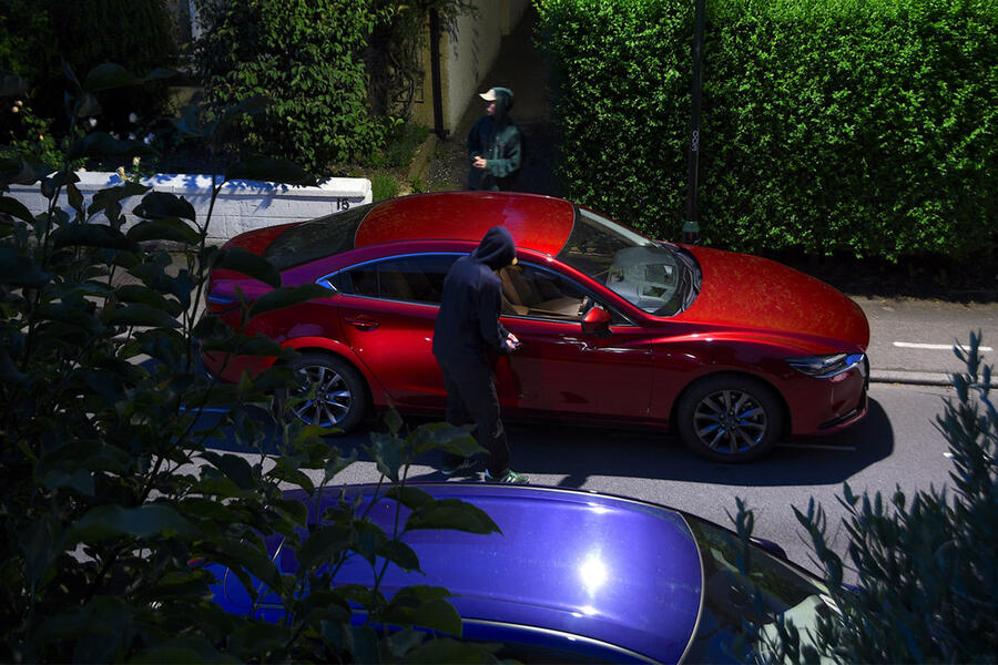 6 Readers question security